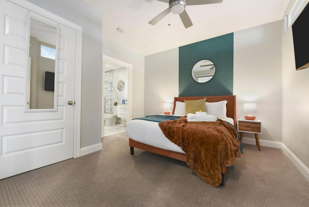 Hostwise Stays - The Washington At Chatham - Free Parking, Private Gym, Skyline Views! Питсбърг Екстериор снимка